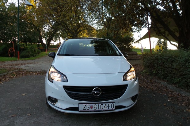 Opel Corsa 1.4 Turbo Color Edition (10)