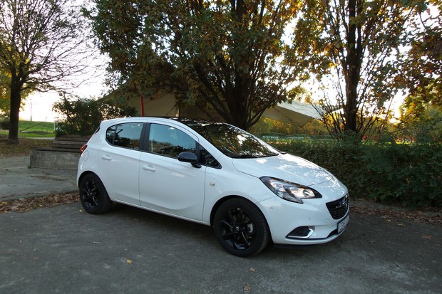 Opel Corsa 1.4 Turbo Color Edition (24)