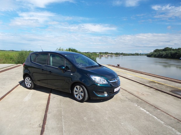 Opel Meriva 1.6 CDTI (02)