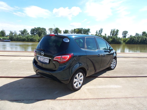 Opel Meriva 1.6 CDTI (04)