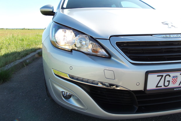 Peugeot 308 SW 1.6 e-HDi 115 FAP Style (07)