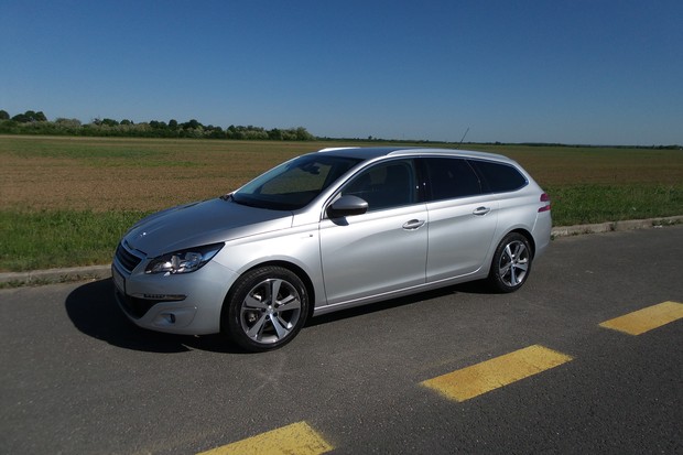 Peugeot 308 SW 1.6 e-HDi 115 FAP Style (13)