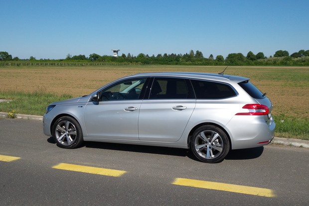 Peugeot 308 SW 1.6 e-HDi 115 FAP Style (14)