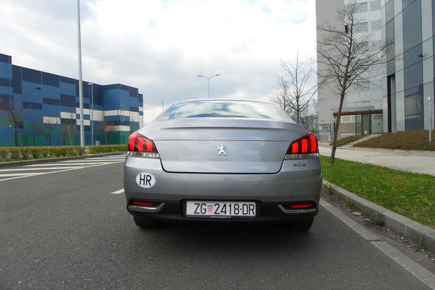 Peugeot 508 2.0 BlueHDi (01)