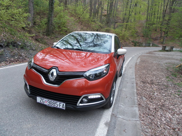 Renault Capture 1.2 TCe 120 EDC (15)