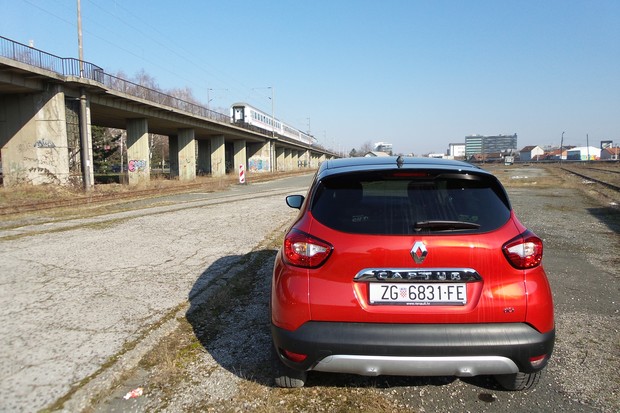 Renault Captur Helly Hansen (02)