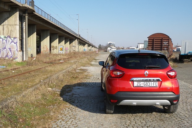 Renault Captur Helly Hansen (07)