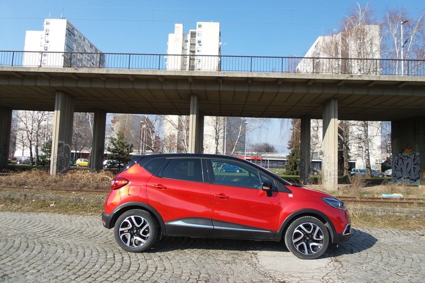 Renault Captur Helly Hansen (08)