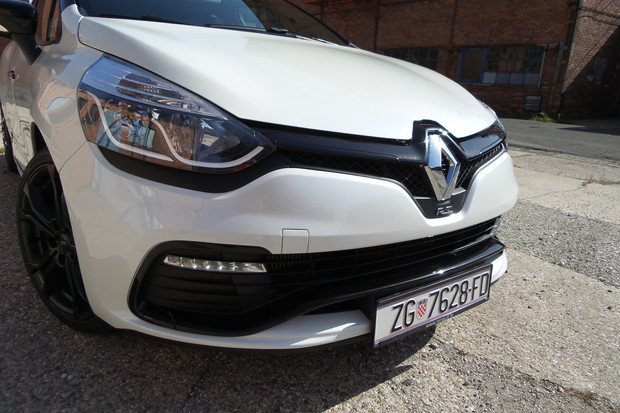 Renault Clio R.S. Monaco GP (6)