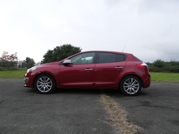 Renault Megane 1.5 dCi (01)