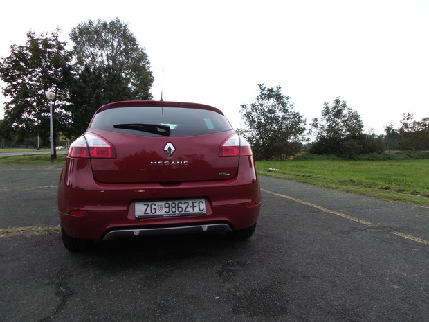 Renault Megane 1.5 dCi (03)