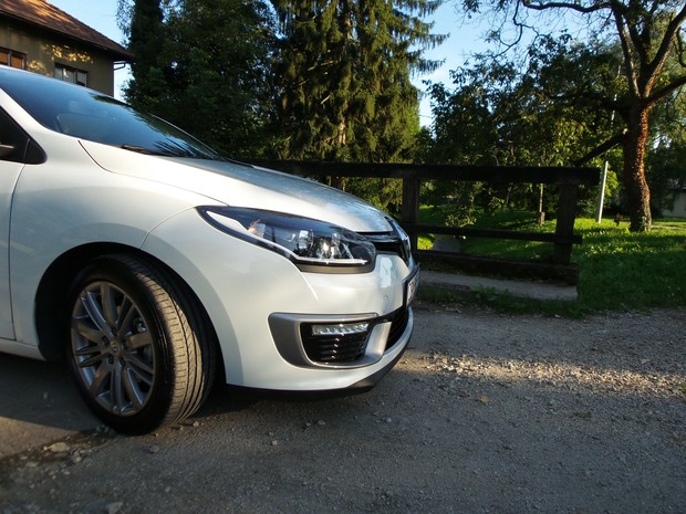 Renault Megane Coupe GT Line (08)