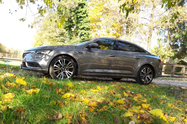 Renault Talisman 1.6 dCi EDC 160 Initiale Paris (07)