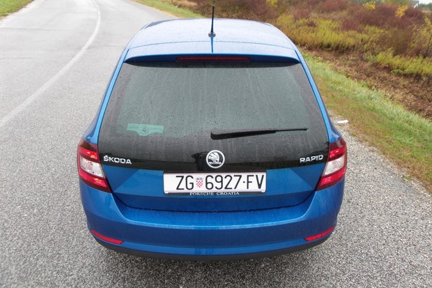 Škoda Rapid Spaceback 1.2 TSI 90 Ambition plus (05)