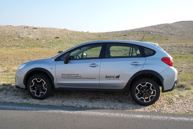 Subaru XV 1.6i Free (08)