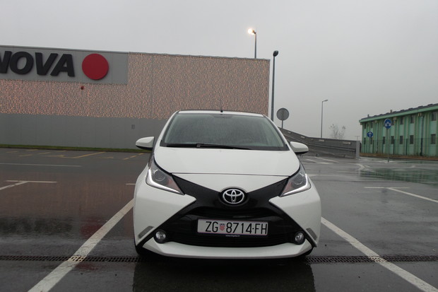 Toyota Aygo 1.0 VVT-i (07)