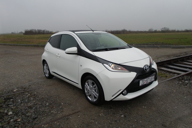 Toyota Aygo 1.0 VVT-i (08)