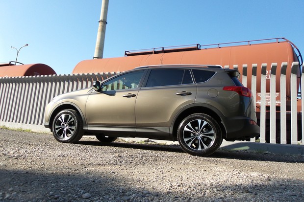 Toyota RAV4 2.0 D-4D AWD Elegant TEST (16)