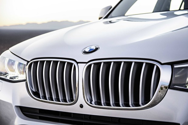 BMW X3 facelift s novim dvostrukim svjetlima (05)