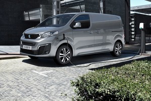 Peugeot e-Expert je Van of the Year