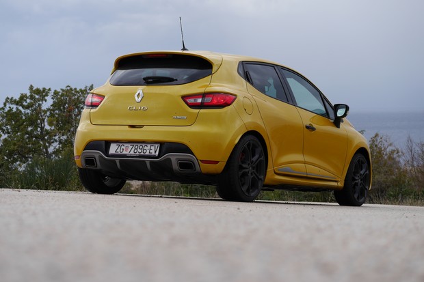 Renault Clio RS 1.6T 200 EDC TEST