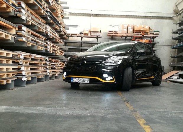 Renault Clio RS Energy TCe 220 EDC TEST