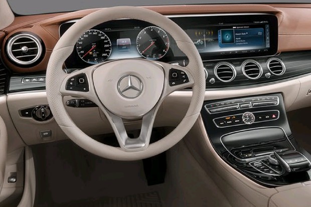 Multimedija u novoj Mercedes E-klasi 2016 kao na pametnom ekranu