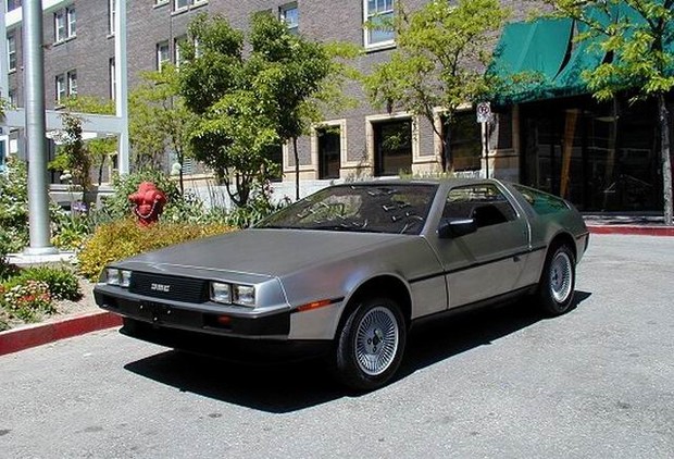 De Lorean DMC 12