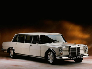 Mercedes-Benz 600