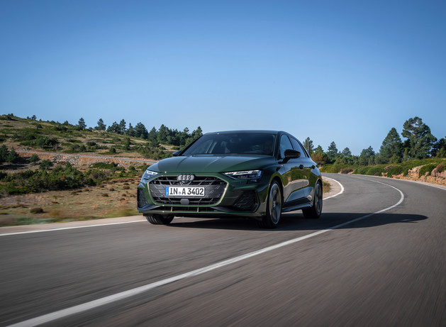 Audi A3 dobio novu unutrašnjost i više asistencija Audi A3 dobio novu unutrašnjost i više asistencija