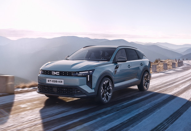 Dacia predstavila novi crossover Striker