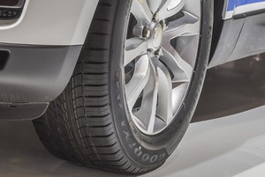 Goodyear Eagle F1 Asymmetric SUV