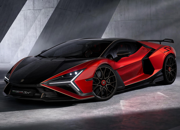 Lamborghini predstavio Revuelto SV s 1065 KS