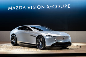 Mazda otkrila Vision X-Coupe koncept Mazda otkrila Vision X-Coupe koncept