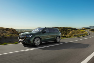 Novi Mercedes GLS donosi više snage i tehnologije