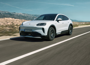 Porsche predstavlja električni Cayenne Coupé