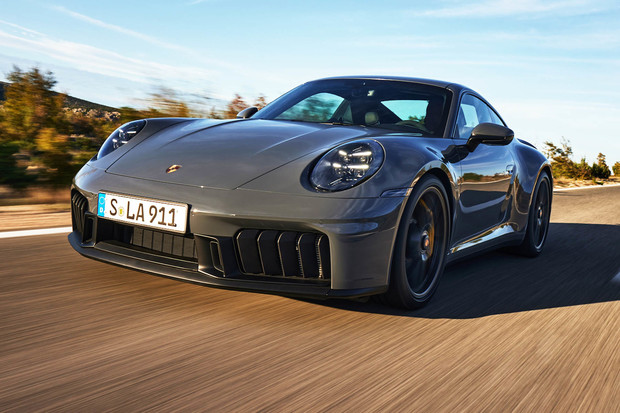 Prvi Porsche 911 s hibridnim pogonom Prvi Porsche 911 s hibridnim pogonom