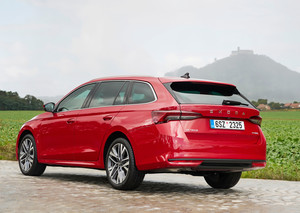 Škoda Octavia dobiva novi puni hibrid Škoda Octavia dobiva novi puni hibrid
