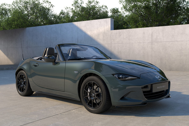 Stiže osvježena Mazda MX-5 za 2027.