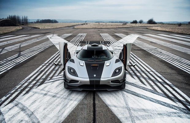 Köenigsegg One:1 Köenigsegg One:1
