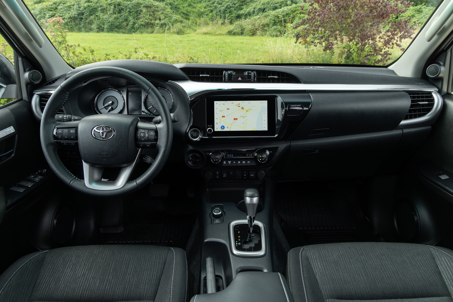 Toyota elektrificirala i Hilux - dolazi Hybrid 48V / Novi automobili na ...