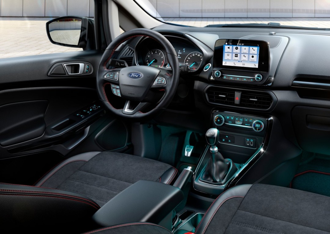 Ford ecosport салон
