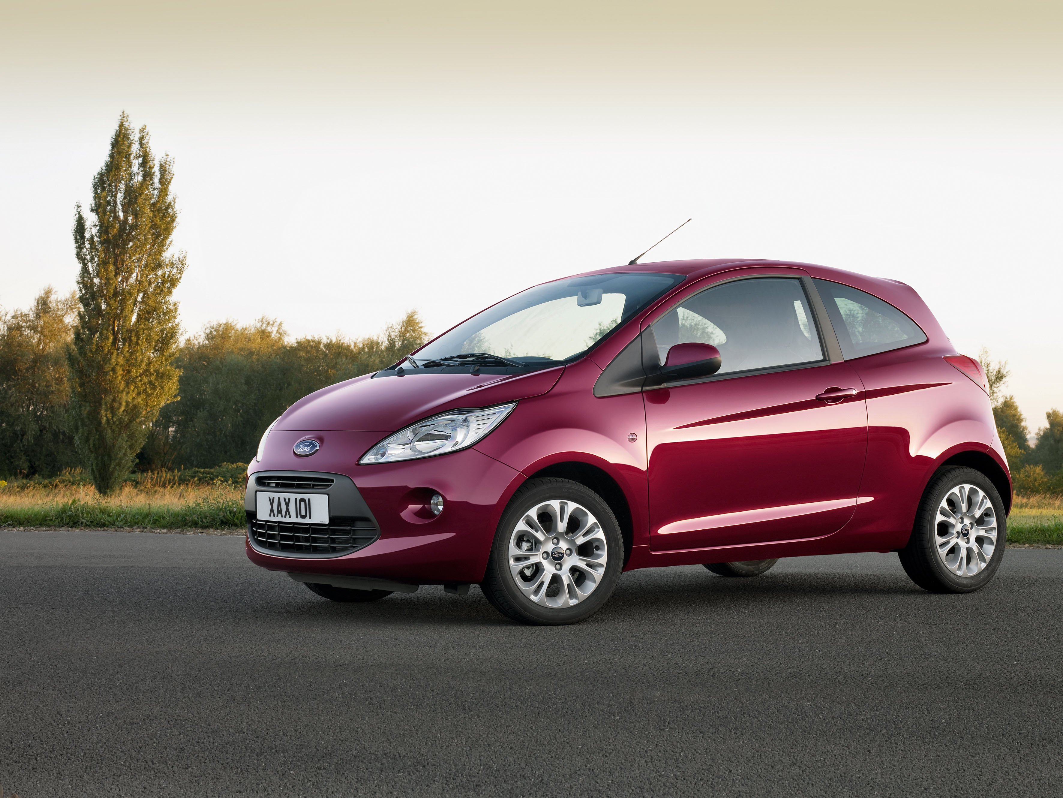 Какую купить высокую машину. Ford ka 2010. Ford ka 2012. Ford ka 2021. Ford ka 2011.