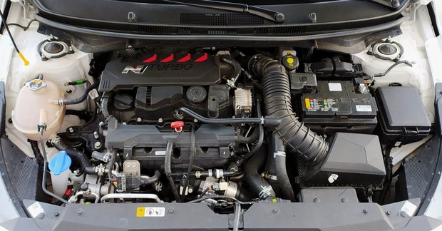 Hyundai i20 N 1.6 TGDi Performance 04