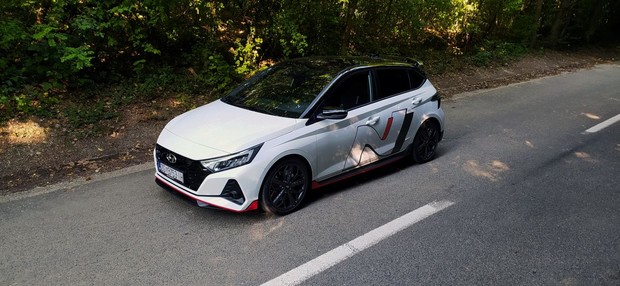 Hyundai i20 N 1.6 TGDi Performance 23