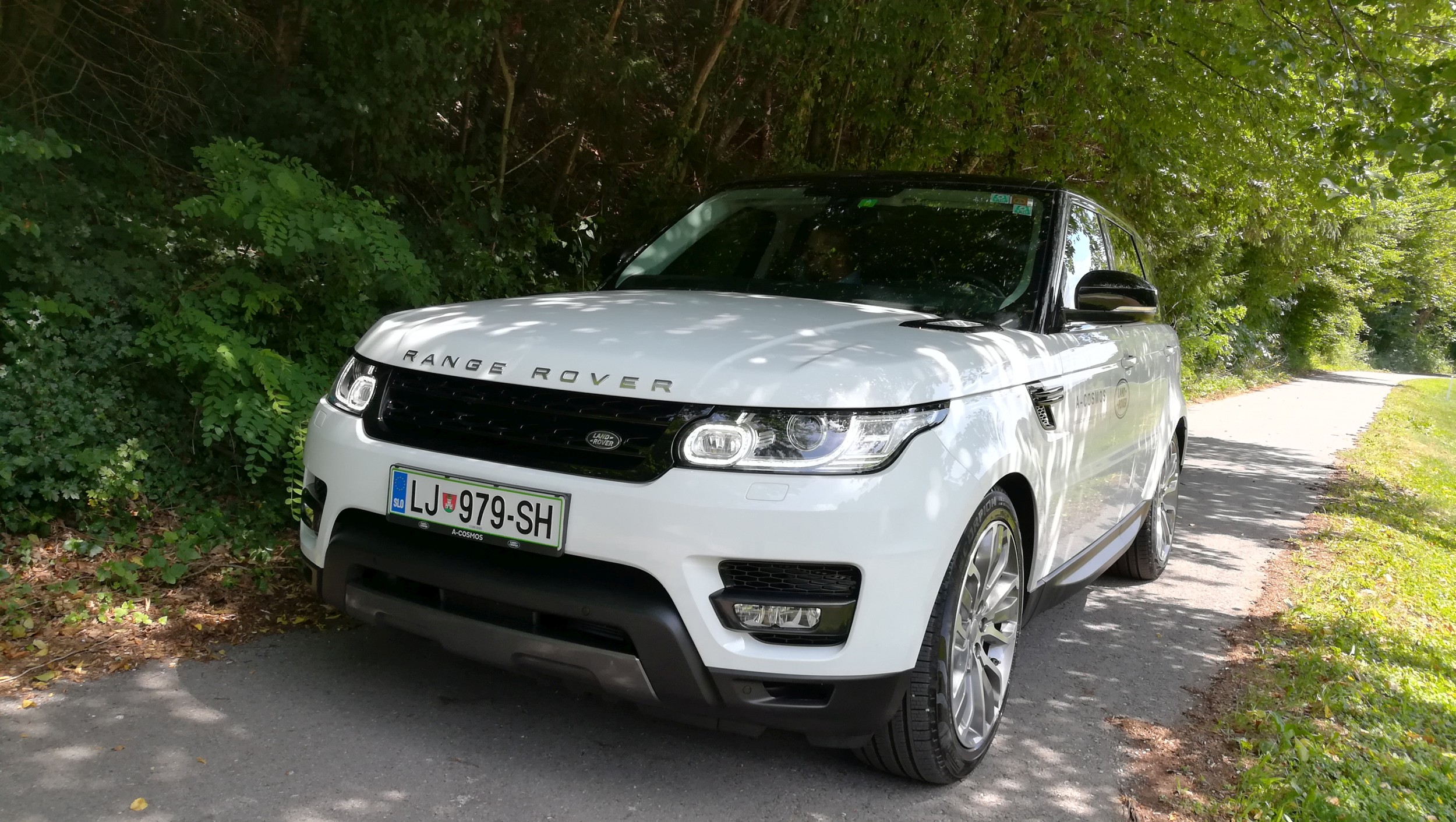 Jaguar FPace i Land Rover Discovery / Novi automobili na