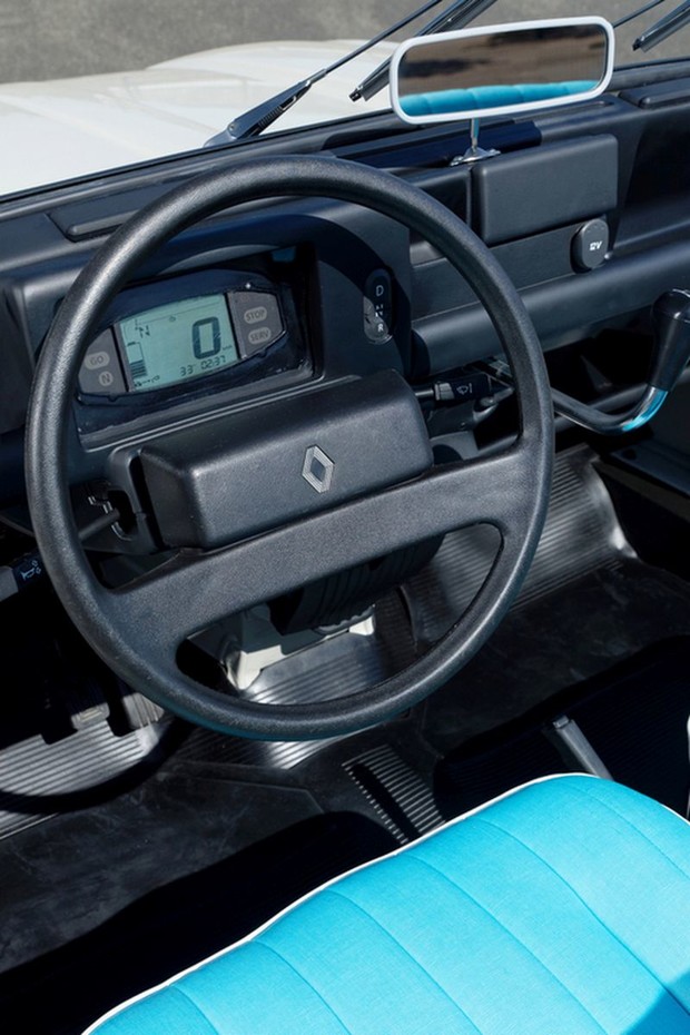 Renault 4L Plein Air interijer