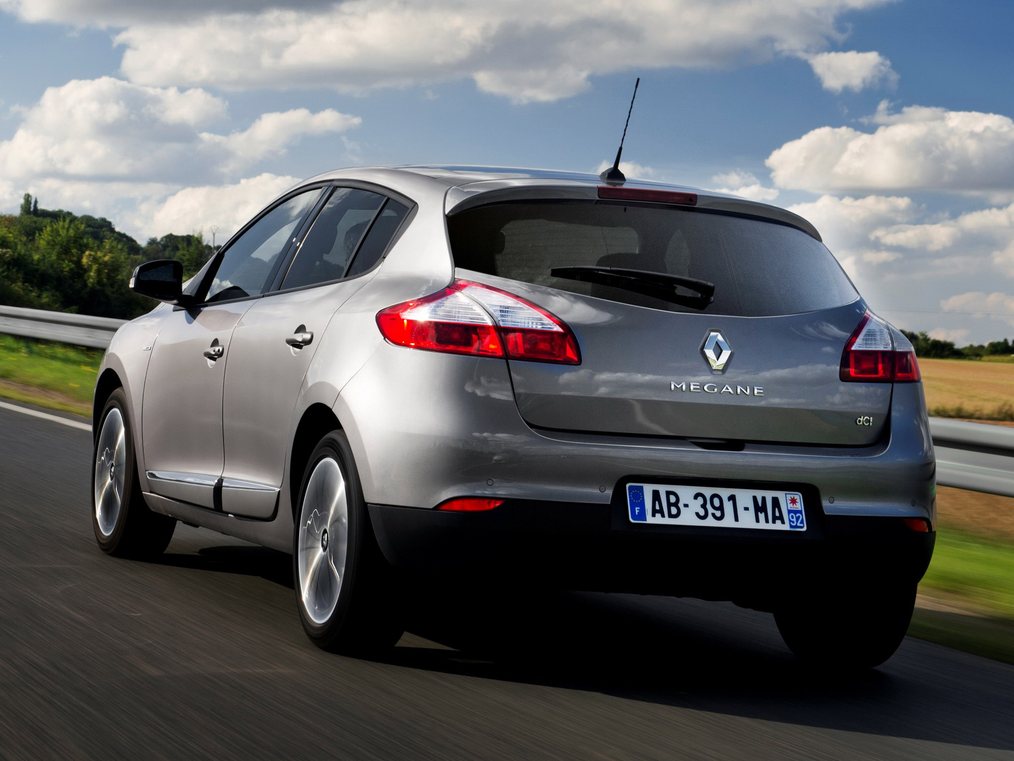 Рено megane. Renault Megane 2014. Рено Меган 2014 хэтчбек. Рено Меган 2014 года хэтчбек. Reno Megane 3.