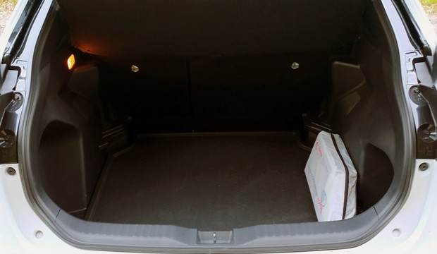 Otvori u punoj veličini Toyota Yaris Cross 1.5 VVT-iW Sport 22