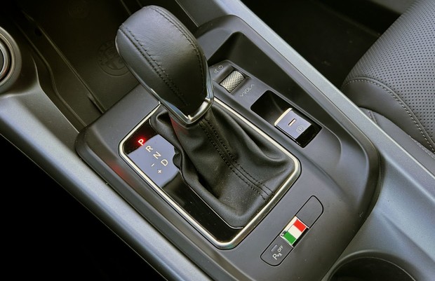 2022 Alfa Romeo Tonale 1.5 Hybrid Edizione Speciale_06